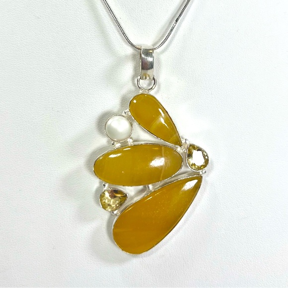 Jewelry - 925 Overlay Yellow Lace Agate Pearl Gemstone Pendant